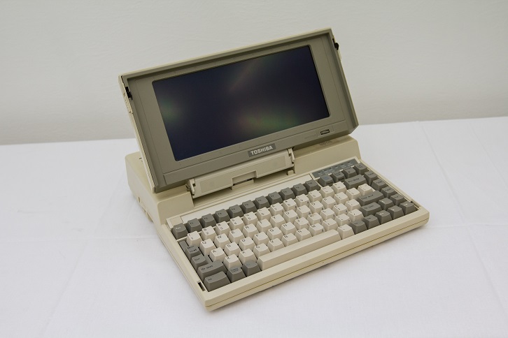 Toshiba  T1200 